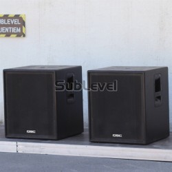 QSC HPR151 subwoofer komplekts