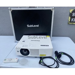 Panasonic PT-VMZ60 FULL HD lāzera projektors