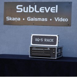 Allen & Heath DX168 audio rack