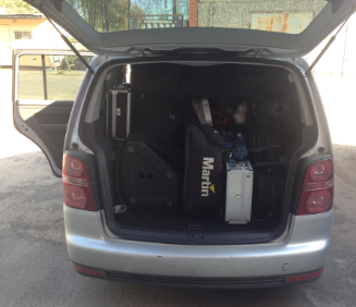 Aparatūra vieglā auto bagāžniekā